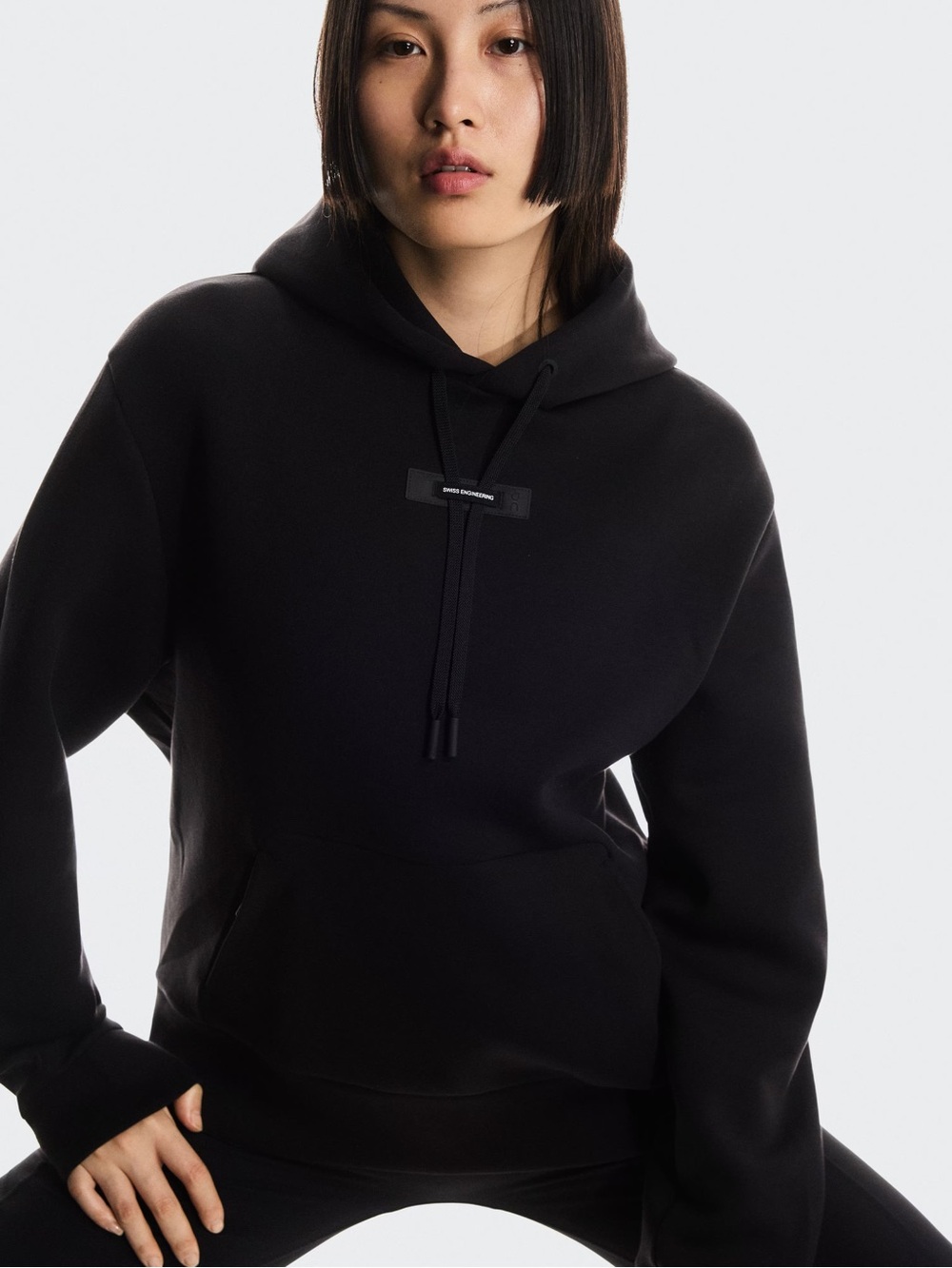 On Running focus tech hoodie